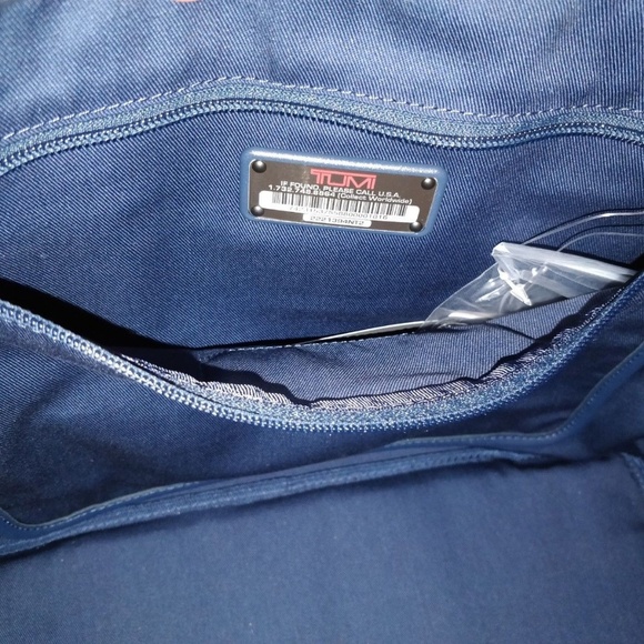 Sold -- TUMI X ORLEBAR BROWN Small Tote LIMITED - Picture 8 of 8